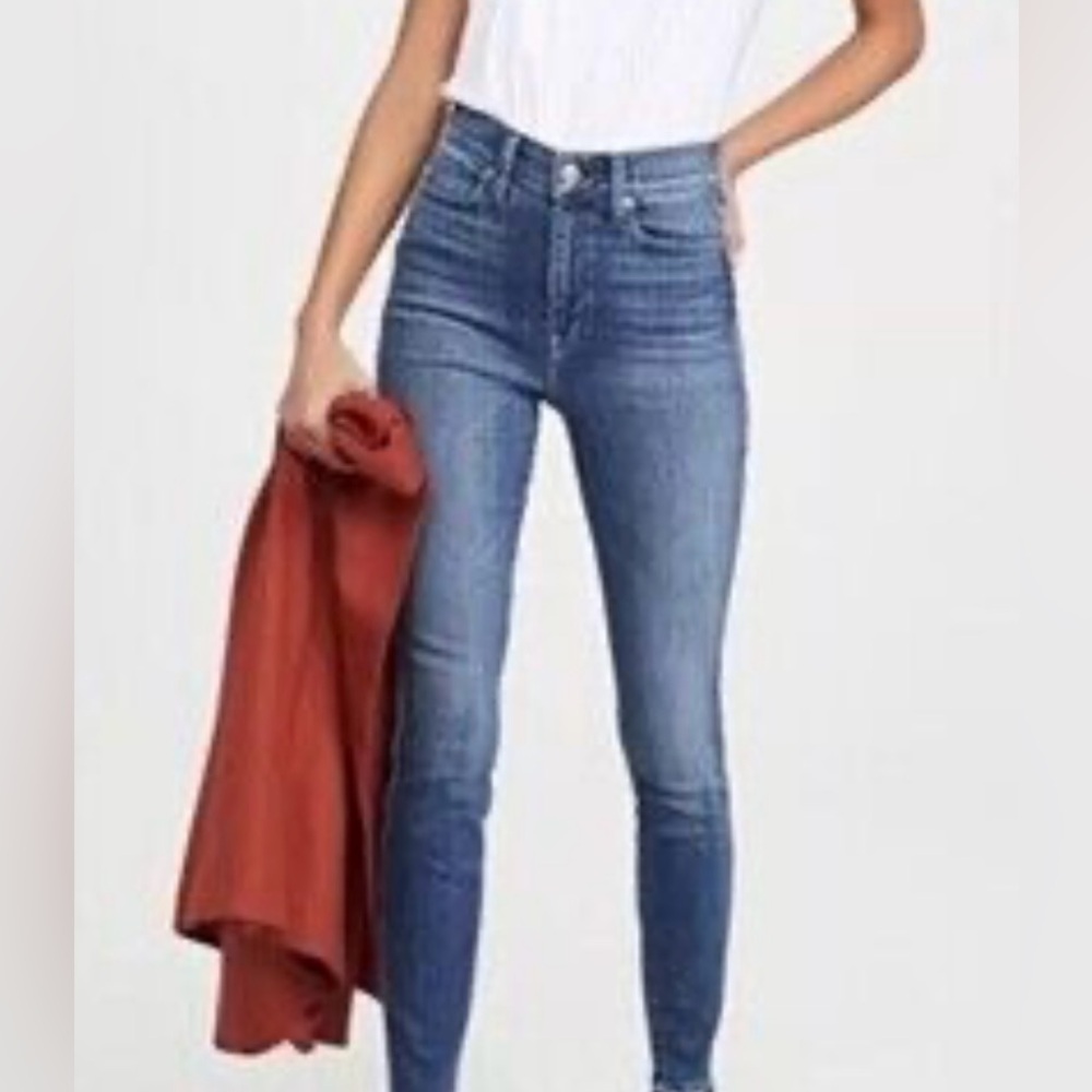 AYR the riser Jean. Waist 25, length 26 when not rolled.